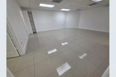 10200 NW 25th St #B-205, Doral, FL 33172 - Photo 18