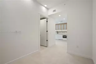 2200 Brickell Ave, Miami, FL 33129 - Photo 12