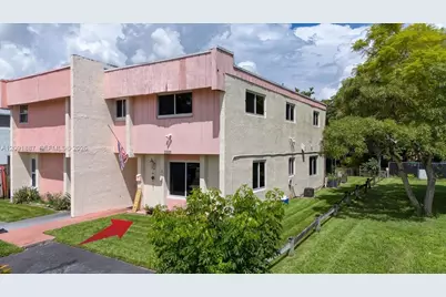 7911 SW 7th Pl, North Lauderdale, FL 33068 - Photo 4