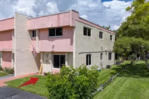 7911 SW 7th Pl, North Lauderdale, FL 33068 - Photo 4