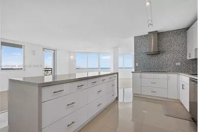 7135 Collins Ave #805, Miami Beach, FL 33141 - Photo 12