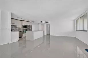 7135 Collins Ave, Miami Beach, FL 33141 - Photo 16