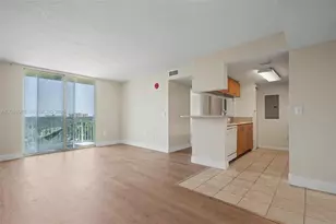 816 NW 11th St, Miami, FL 33136 - Photo 4