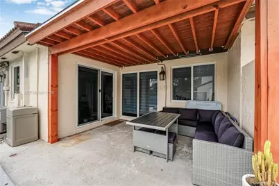 17361 NW 66th Ct, Hialeah, FL 33015 - Photo 34