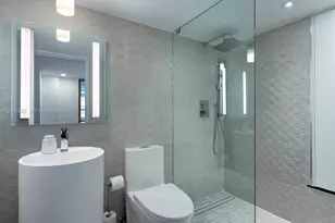 3 Grove Isle Dr, Miami, FL 33133 - Photo 38