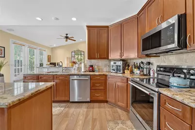 3315 Ottawa Ln, Cooper City, FL 33026 - Photo 18