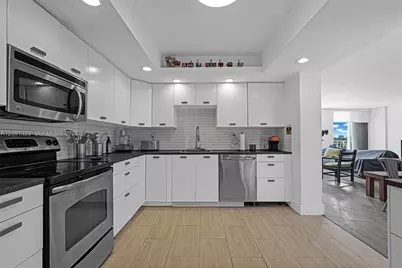 2100 Sans Souci Blvd #C404, North Miami, FL 33181 - Photo 22