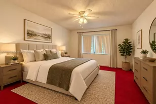 300 Berkley Rd, Hollywood, FL 33024 - Photo 14