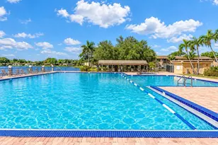 300 Berkley Rd, Hollywood, FL 33024 - Photo 16