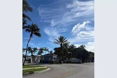 9650 NW 2nd St #4-205, Pembroke Pines, FL 33024 - Photo 4
