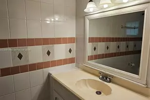 3954 Inverrary Dr, Lauderhill, FL 33319 - Photo 16