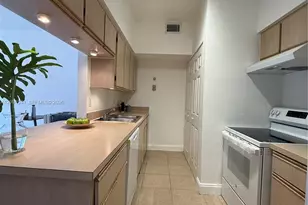 18322 NW 68th Ave, Hialeah, FL 33015 - Photo 2