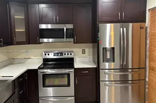 10837 NW 8th St, Pembroke Pines, FL 33026 - Photo 1