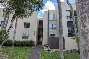 10865 SW 112th Ave, Miami, FL 33176 - Photo 18