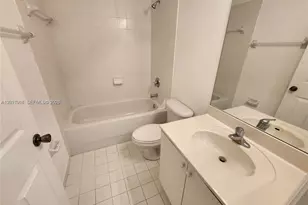22811 SW 88th Pl, Cutler Bay, FL 33190 - Photo 16