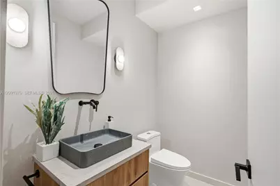 1017 SW 13th Ct, Miami, FL 33135 - Photo 24