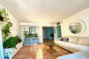 1658 Bay Rd, Miami Beach, FL 33139 - Photo 8