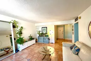 1658 Bay Rd, Miami Beach, FL 33139 - Photo 4
