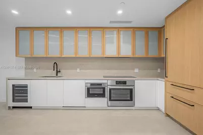 2200 Brickell Ave #406, Miami, FL 33129 - Photo 4