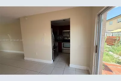 5461 W 24th Ave #18, Hialeah, FL 33016 - Photo 6