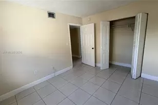 5461 W 24th Ave, Hialeah, FL 33016 - Photo 16
