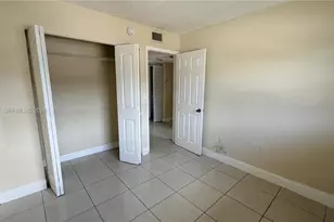 5461 W 24th Ave, Hialeah, FL 33016 - Photo 20