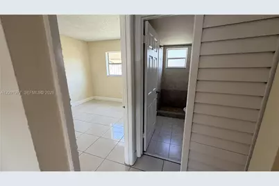 5461 W 24th Ave #18, Hialeah, FL 33016 - Photo 14
