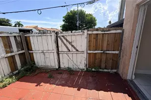 5461 W 24th Ave, Hialeah, FL 33016 - Photo 10