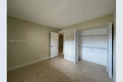3470 Foxcroft Rd #111, Miramar, FL 33025 - Photo 6