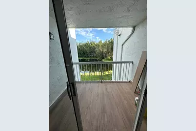 9735 NW 49th Ter #414, Doral, FL 33178 - Photo 6