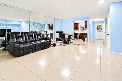 7000 W 15th Ct, Hialeah, FL 33014 - Photo 6