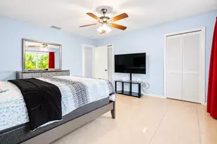 7000 W 15th Ct, Hialeah, FL 33014 - Photo 20