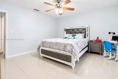 7000 W 15th Ct, Hialeah, FL 33014 - Photo 14