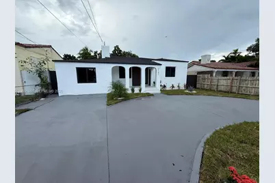 3151 NW 2nd St, Miami, FL 33125 - Photo 4