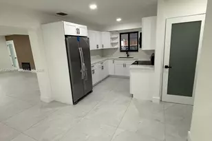 3151 NW 2nd St, Miami, FL 33125 - Photo 12