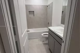 1435 NE 4th Ave, Florida City, FL 33034 - Photo 8