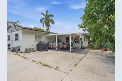 10321 Fairway Heights Blvd, Miami, FL 33157 - Photo 8