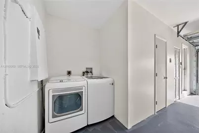 11731 NW 30th Pl, Sunrise, FL 33323 - Photo 24