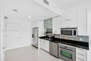 60 SW 13th St, Miami, FL 33130 - Photo 10