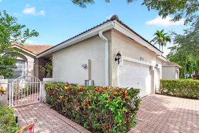 2501 E Aragon Blvd #1, Sunrise, FL 33313 - Photo 4