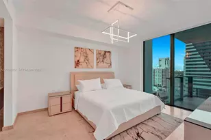 88 SW 7th St, Miami, FL 33130 - Photo 14