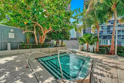 88 SW 7th St #910, Miami, FL 33130 - Photo 44