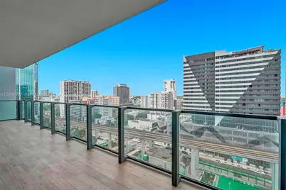 88 SW 7th St #910, Miami, FL 33130 - Photo 24