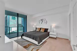 88 SW 7th St, Miami, FL 33130 - Photo 2