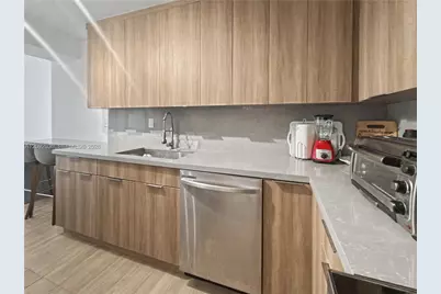 6801 Indian Creek Dr #609, Miami Beach, FL 33141 - Photo 14