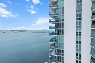 1331 Brickell Bay Dr, Miami, FL 33131 - Photo 8