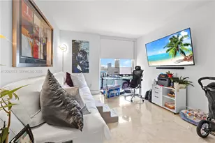 1331 Brickell Bay Dr, Miami, FL 33131 - Photo 24