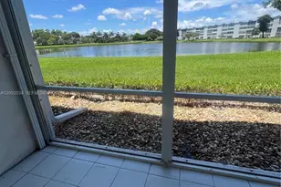 1087 Cornwall E, Boca Raton, FL 33434 - Photo 12