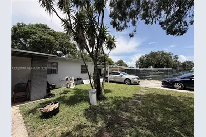 10124 NW 25th Ave, Miami, FL 33147 - Photo 2