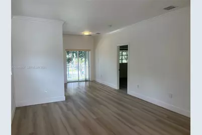 372 NE 26th Pl #201, Homestead, FL 33033 - Photo 16